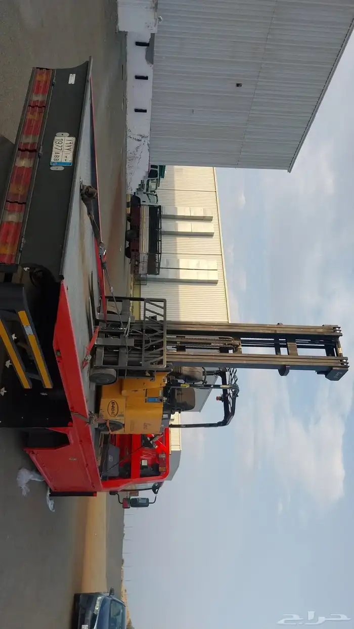 سطحه بيشه خدمه على مدار الساعه 4