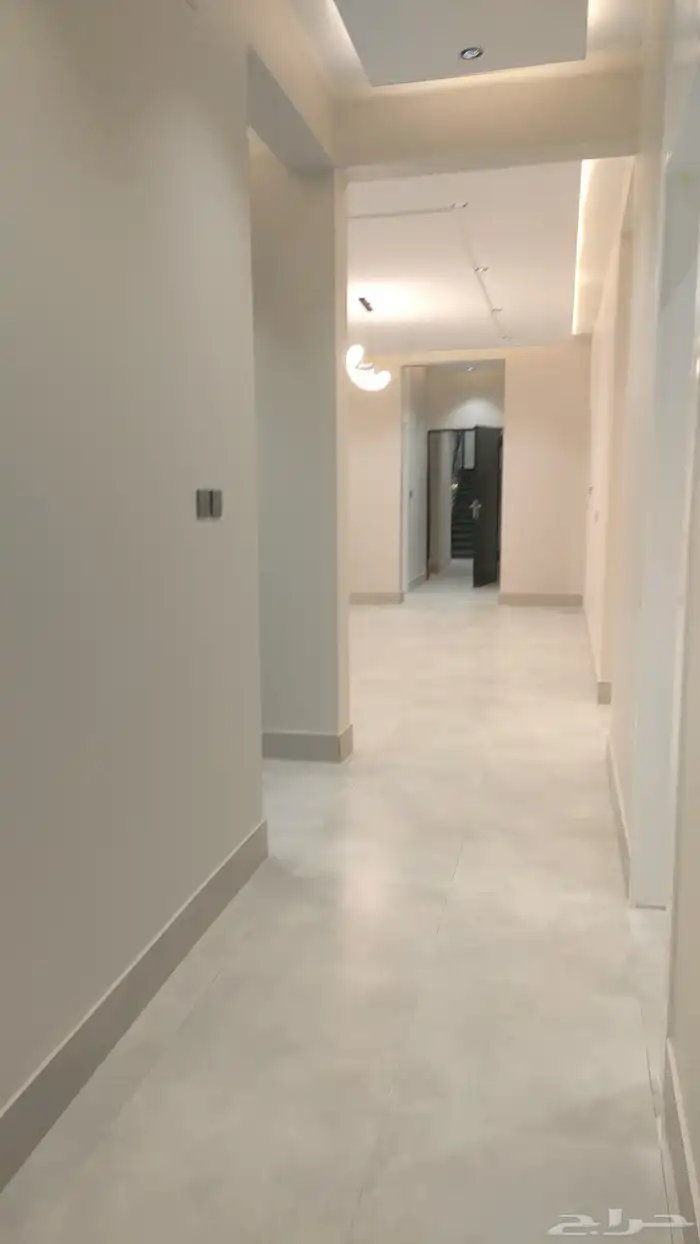 للبيع ادوار علويه مع سطح خاص موقع مميز 520الف فقط 21