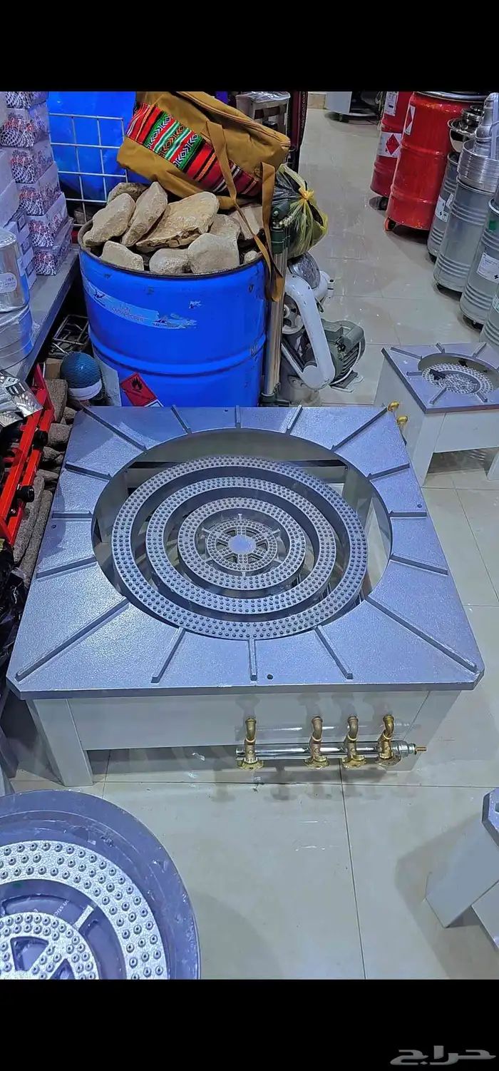 يوجد لدينا جميع انواع الفخاريات 1