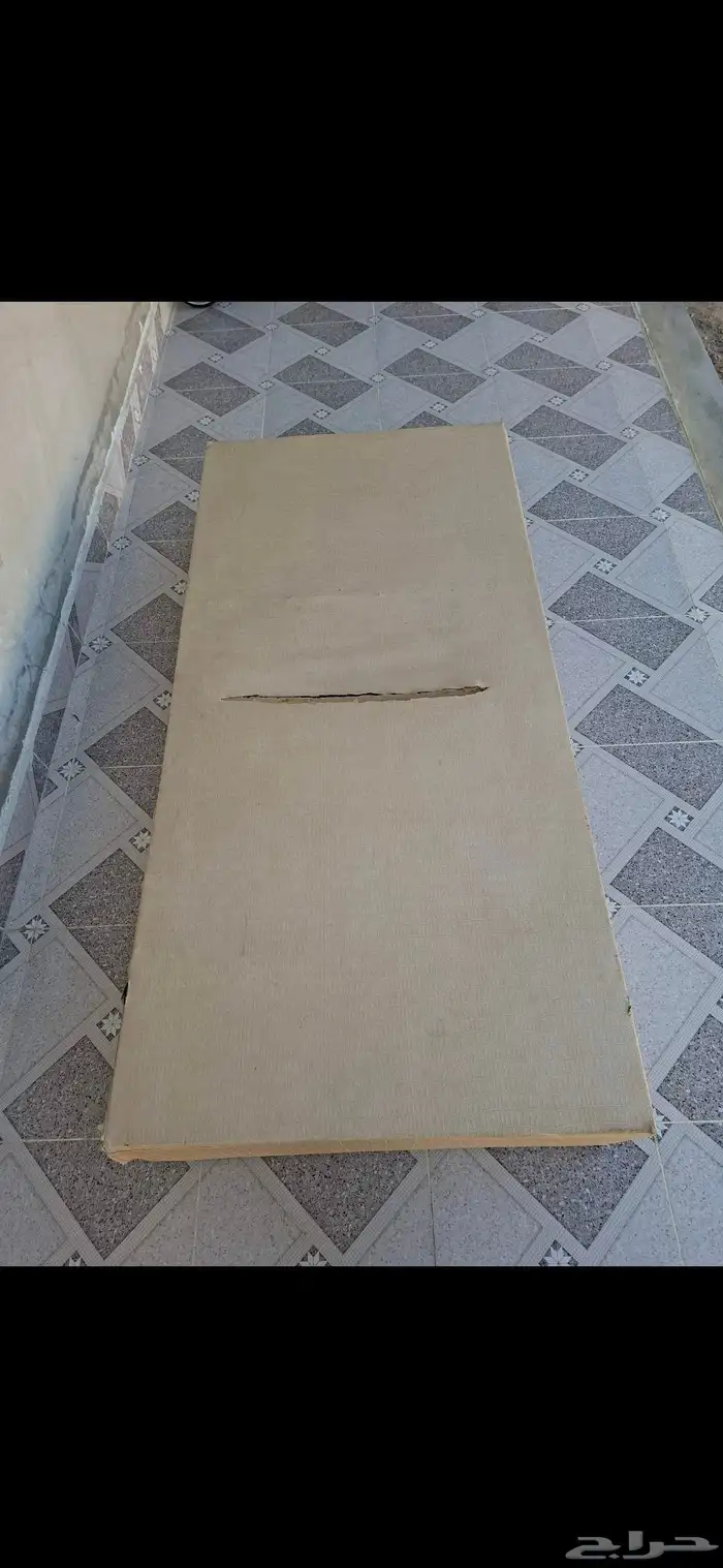 سرير اطفال وسرير خشب ارضي نفر سعر الاثنين (( 80 )) اريال 3