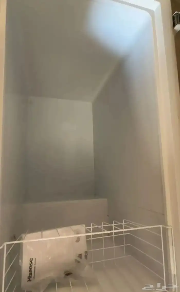 ثلاجه للبيع ب400 1