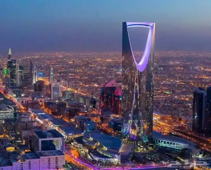 اللي يبي مشرف على عمال او عماره 0