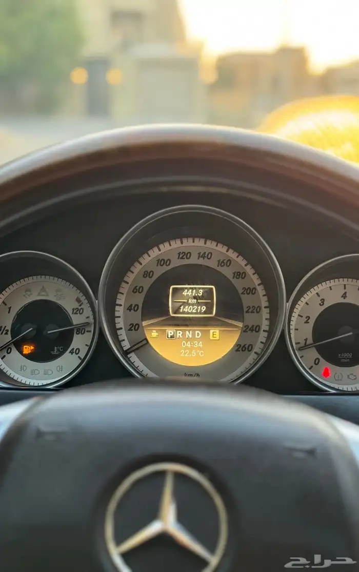 للبيع مرسيدس c200 2012 ممشى قلييل 17