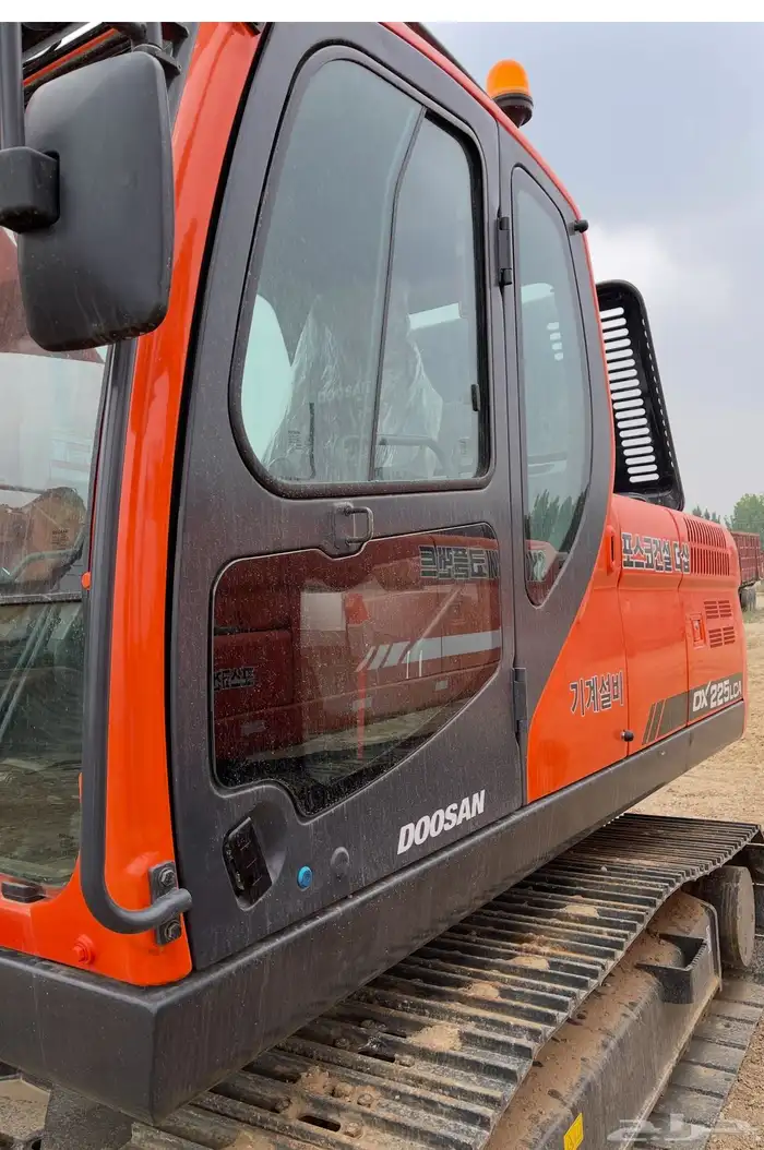 Excavator Doosan DX 225 LCA for sale 1