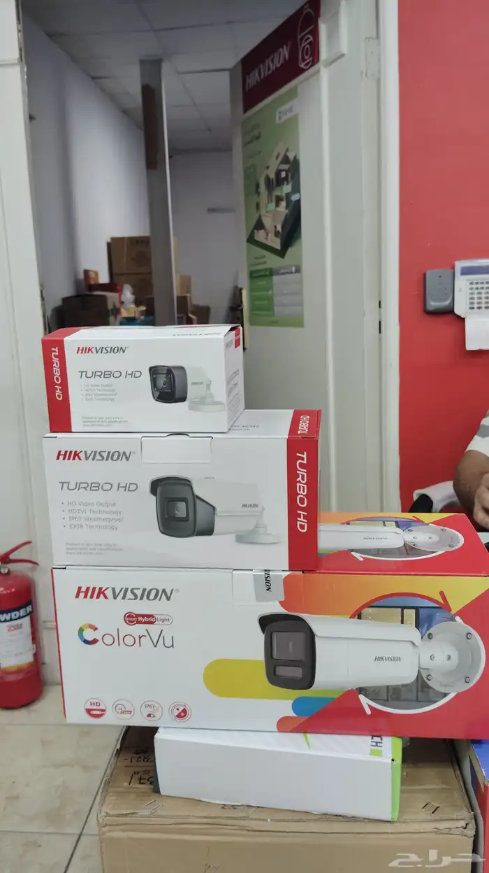 تركيب الكاميرا المراقبة و السنترال. 5