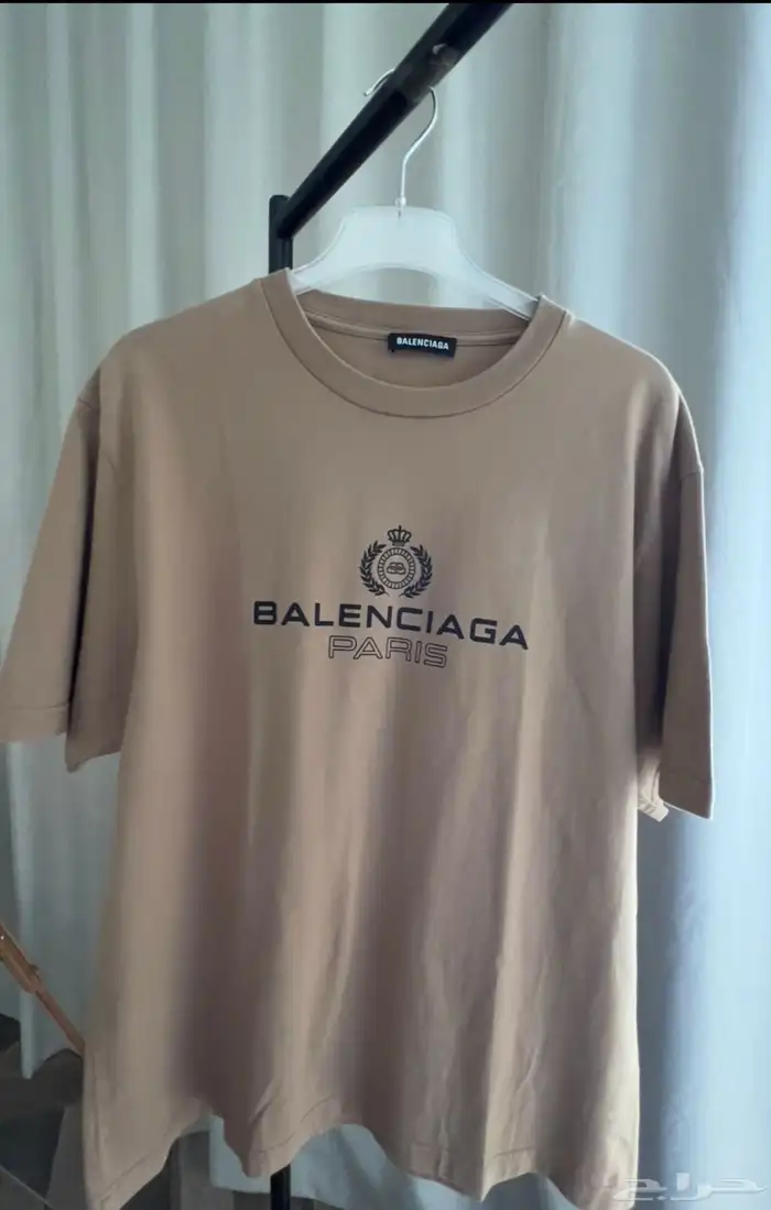 تيشرتات براندات عالميه رجالي ونسائي اصليه 23