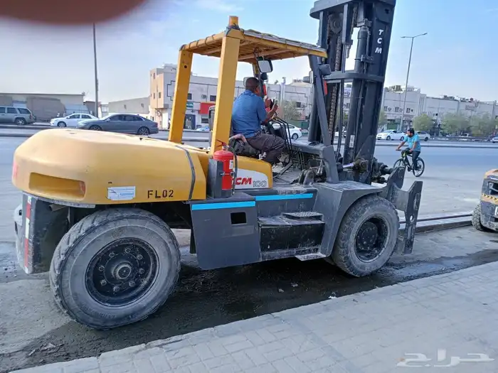 يوجد لدينا روافع شوكيه للايجار اليومي والشهري 0 1