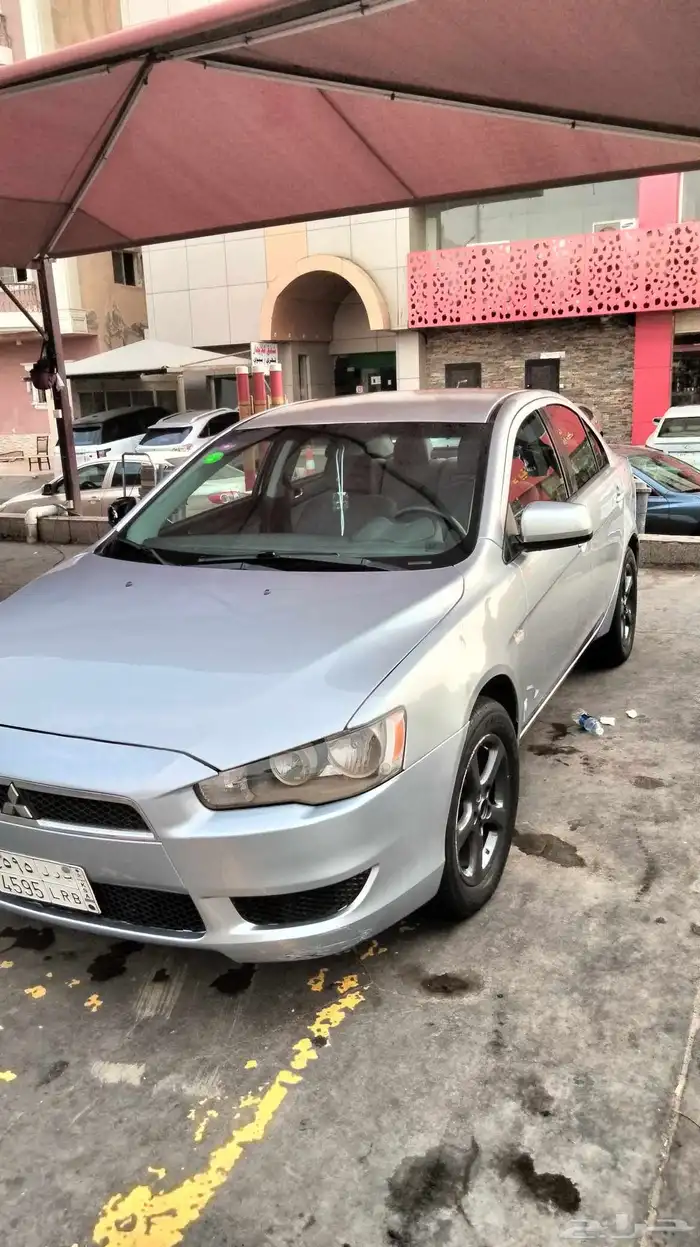 سياره ميتسوبيشي لانسر موديل 2011 1