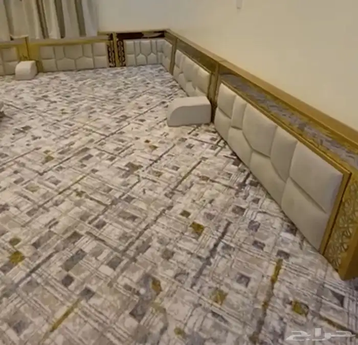 فرش   مساند   طاوله 1