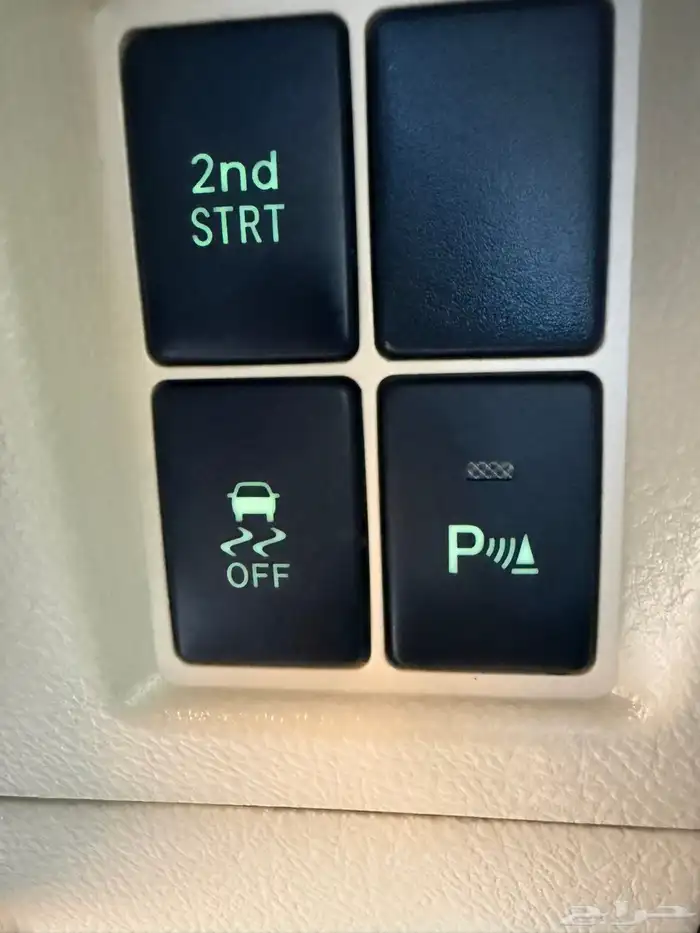 برادو نص فل سته سلندر 2014 18