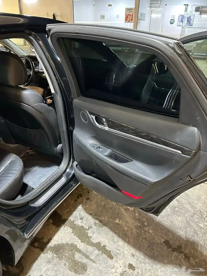 ازيرا 2018 ديزل فل كامل ماعدا الفتحه 6