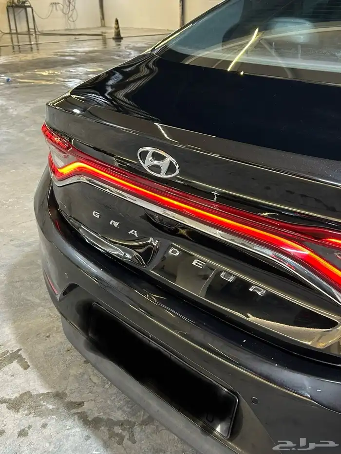 ازيرا 2018 ديزل فل كامل ماعدا الفتحه 8