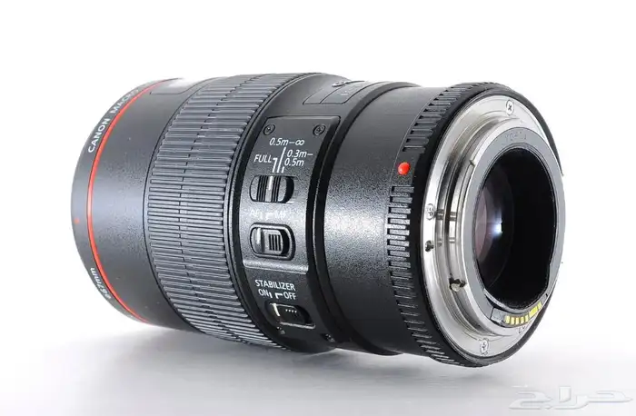 عدسة كانون EF 100mm macro F 2.8 IS USM 3