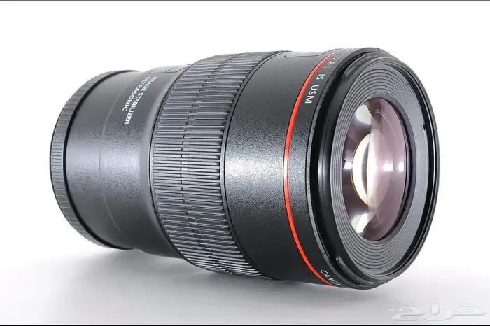 عدسة كانون EF 100mm macro F 2.8 IS USM 1