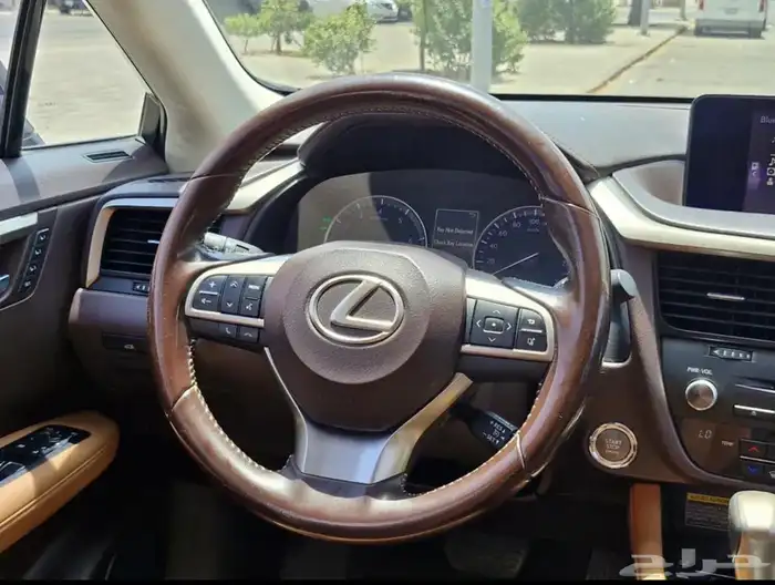 لكزس للبيع 1