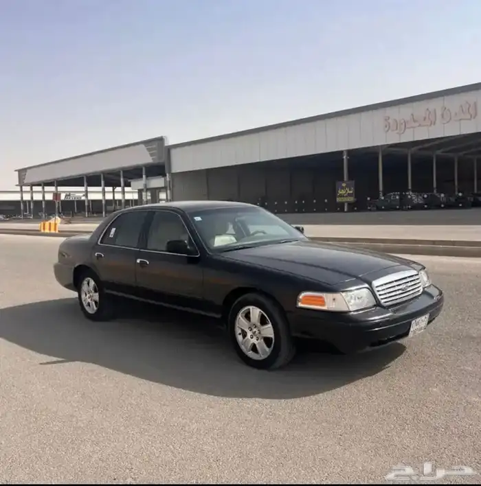 فورد فكتوريا 2011 2