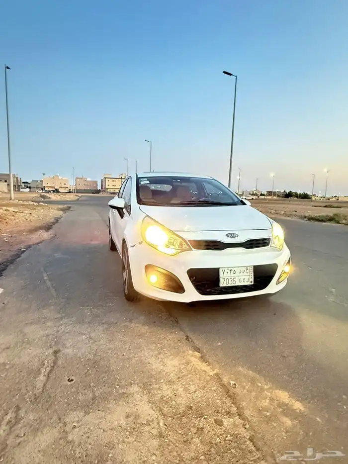 كيا ريو2014فل كامل هاتش باك 4
