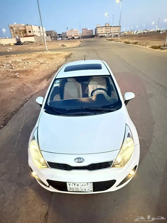 كيا ريو2014فل كامل هاتش باك 0