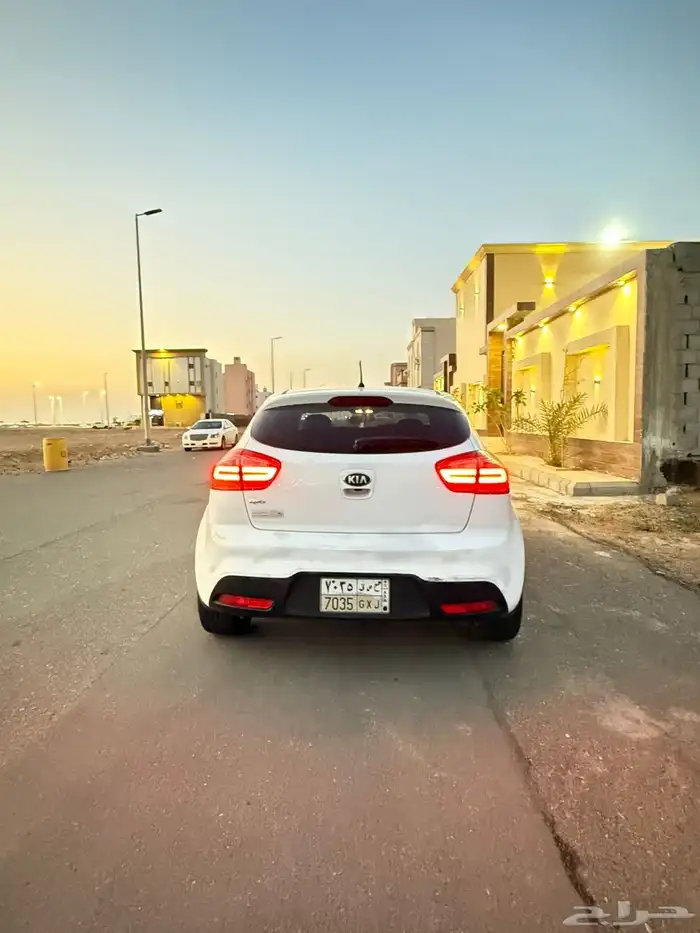 كيا ريو2014فل كامل هاتش باك 1