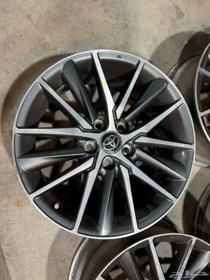 جنوط كامري اصلي موديل 2023 1