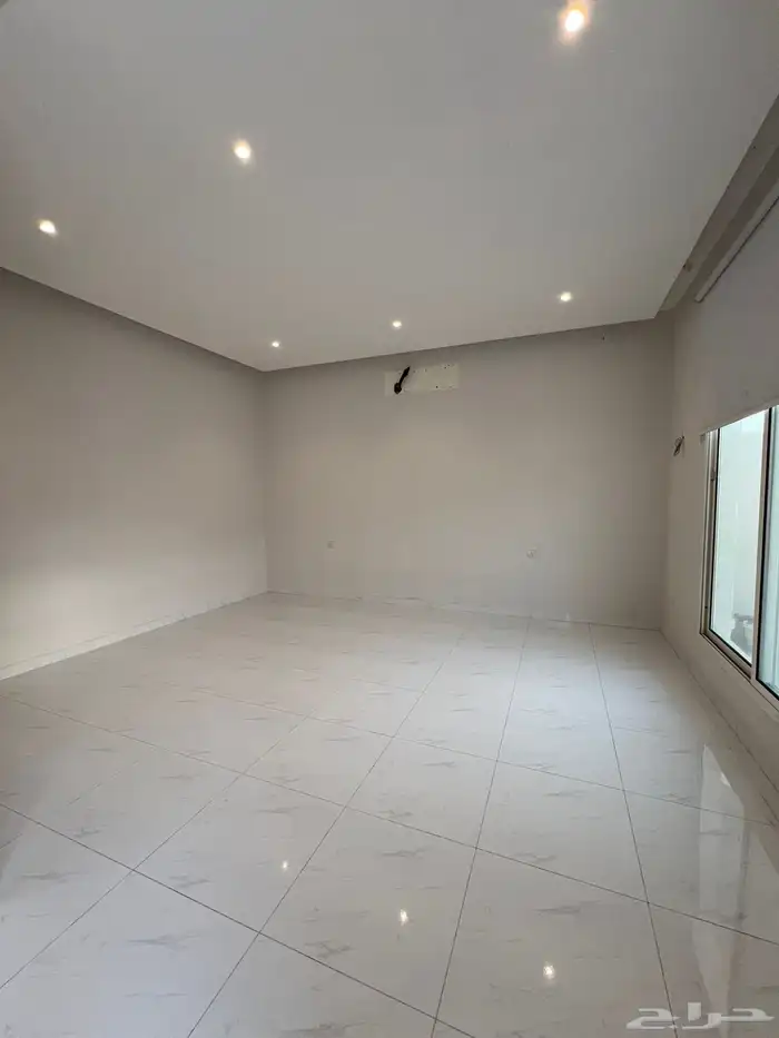 للايجار فيلا في حي القدس الأحساء 1