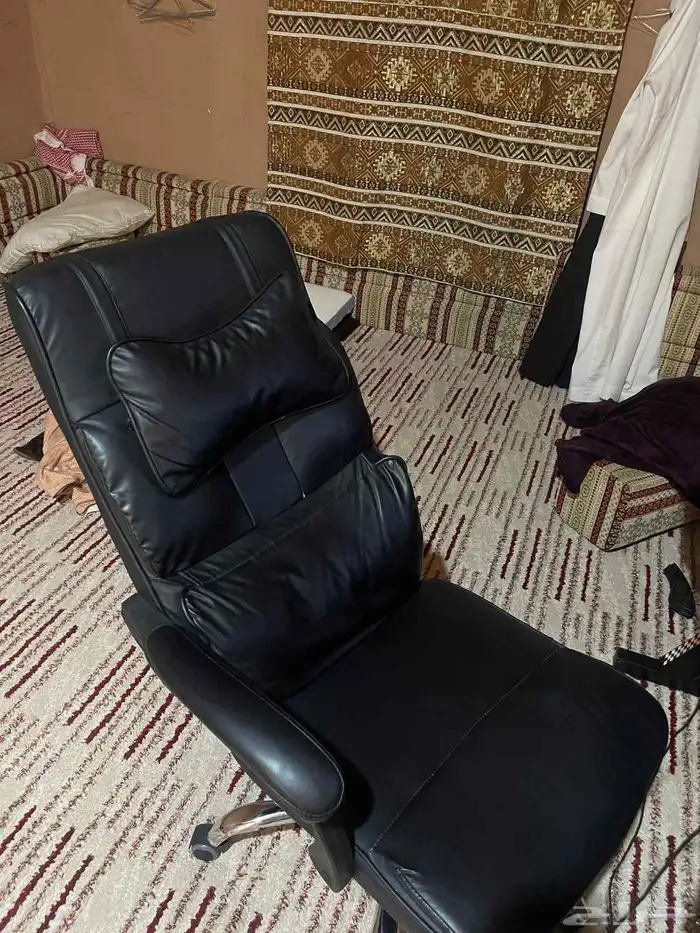 كرسي قيمنق ومكتب 0
