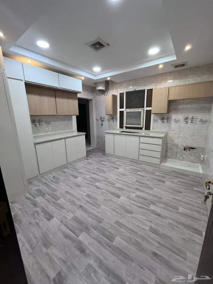 شقه مدخلين خلف فيلا اجار 4