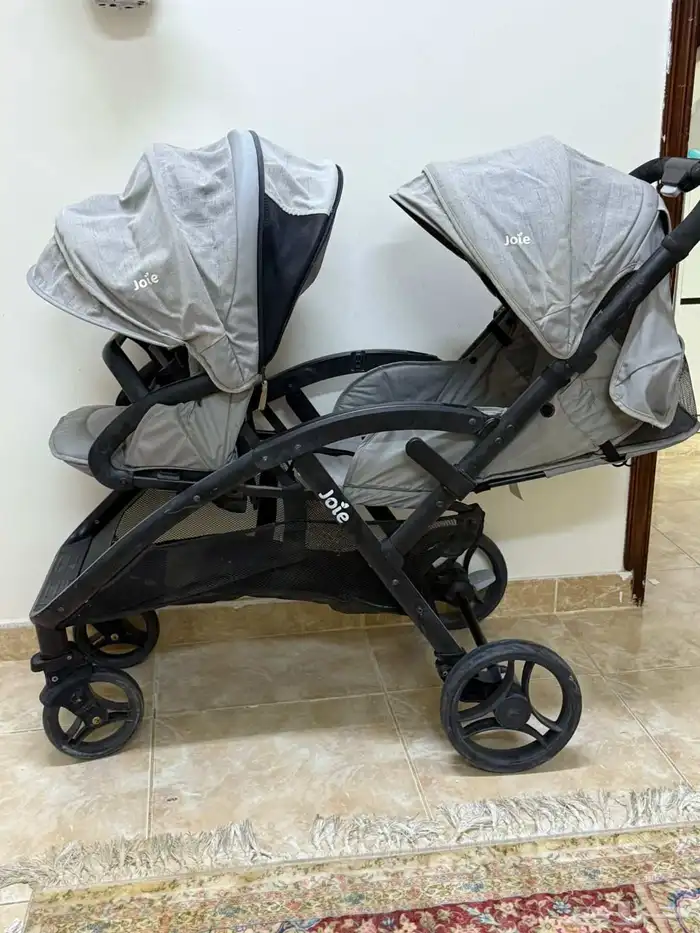 عربية توأم استخدام نظيف سبب البيع   عدم الحاجه لها 1