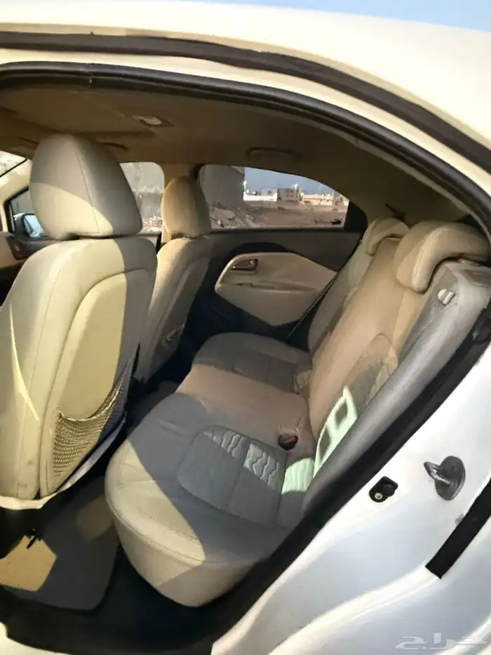 كيا ريو2014فل كامل هاتش باك 8