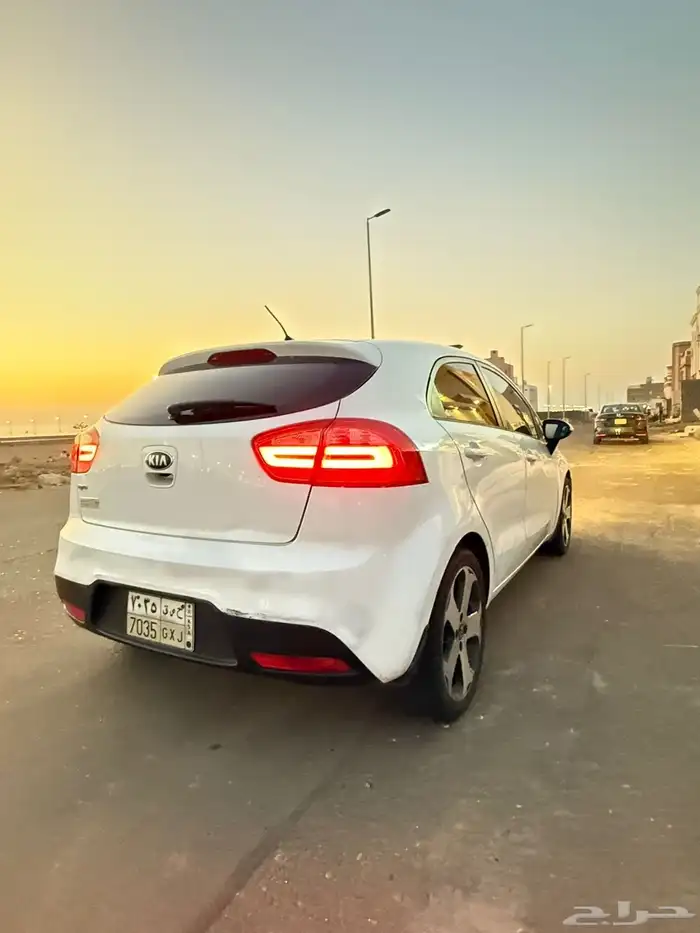 كيا ريو2014فل كامل هاتش باك 2