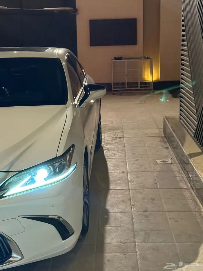 لكزس 2021 نظيف وممشى قليل 6