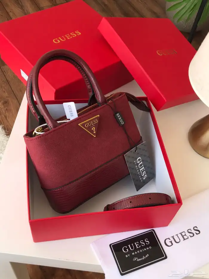 شنط ماركات 90