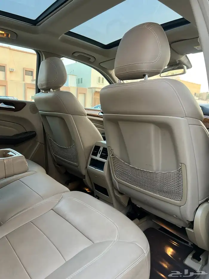 مرسيدس ML 500 2015 ( بحالة الوكالة ) 31