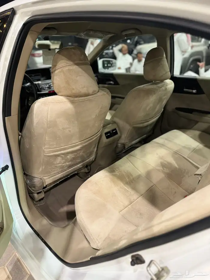 هوندا اكورد 2017 نظيف جدا 6