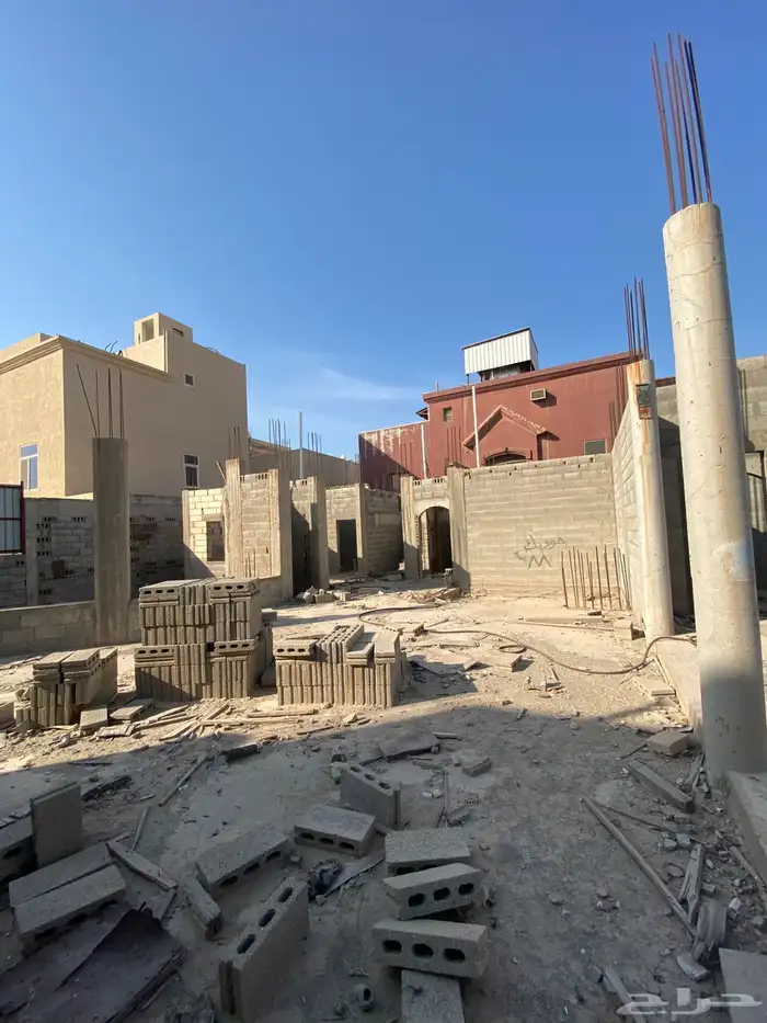 للبيع فيلا عظم مساحة 687.5م  حي النزهة الدمام مرهونه 3