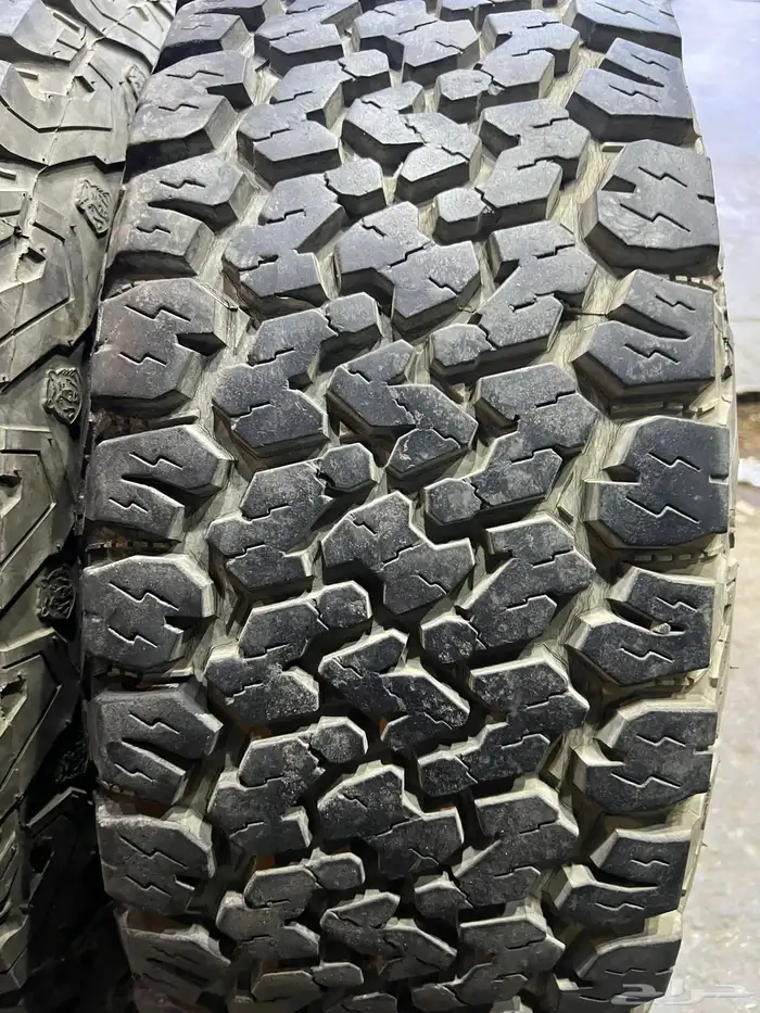 جنوط ميثود فرد f150 6 مسمارمع كفرات بلاك بير مقاس 285 70 17 11