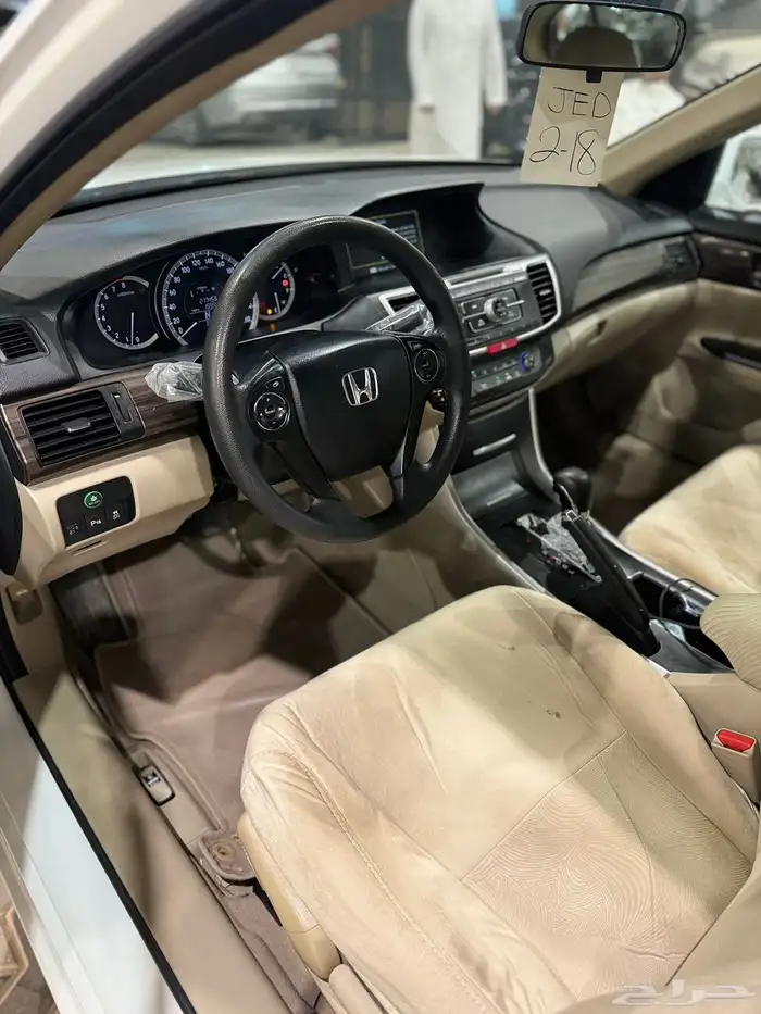 هوندا اكورد 2017 نظيف جدا 5