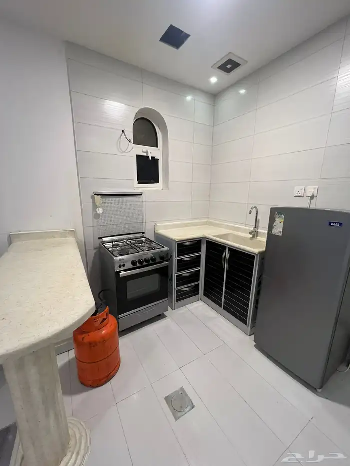 للإيجار شقة غرفه وصاله مفروشة في الهفوف 2