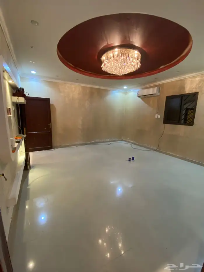 للبيع فله حي إشبيليا 18