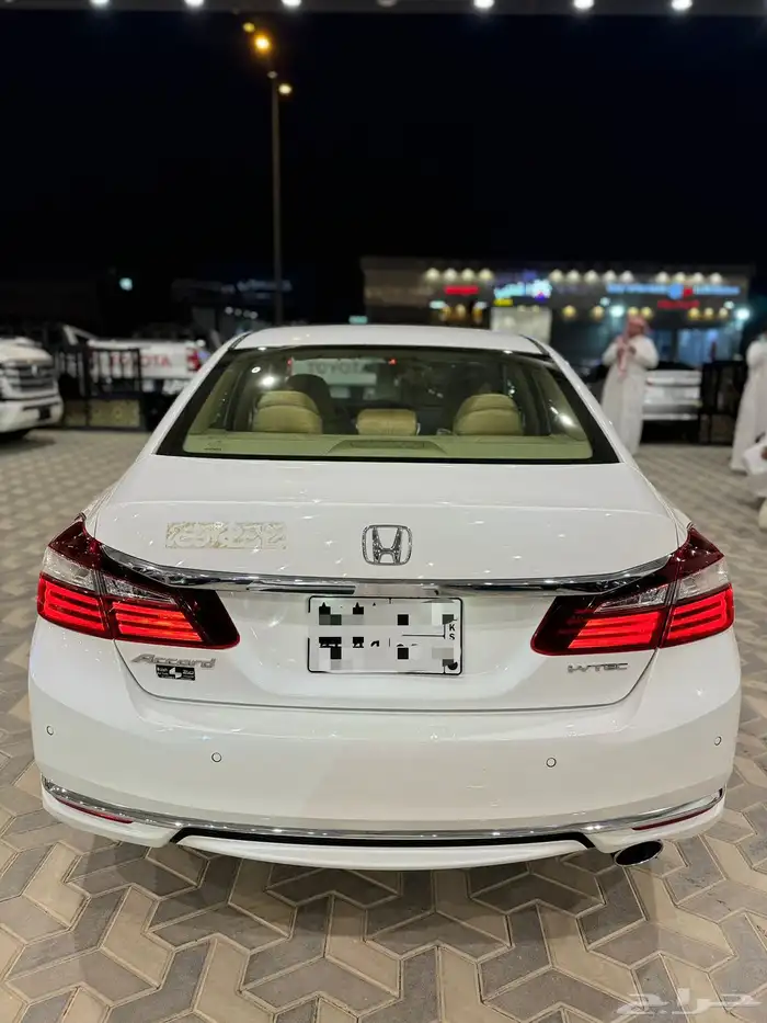 هوندا اكورد 2017 نظيف جدا 4