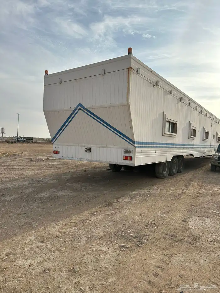 غرفه مع راس سقس 1