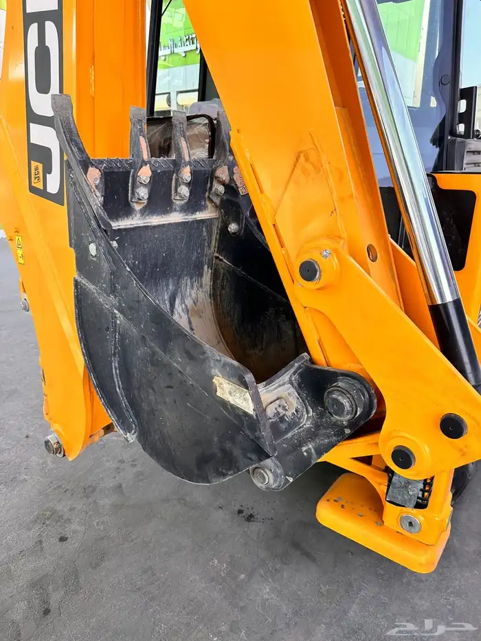 jcb عرجاء للايجار 2