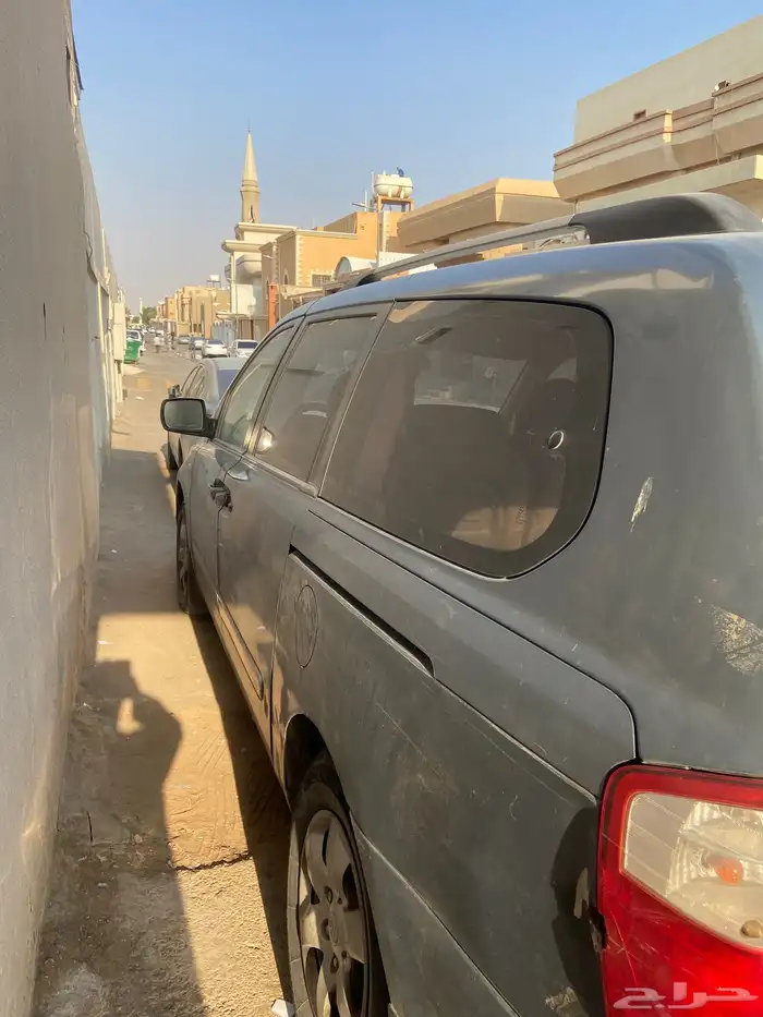 كيا كرنفال 1