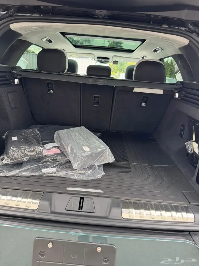 للبيع رانج روفر سبورت 2025 فئه HSE فل كامل اصفار وارد كندا 15