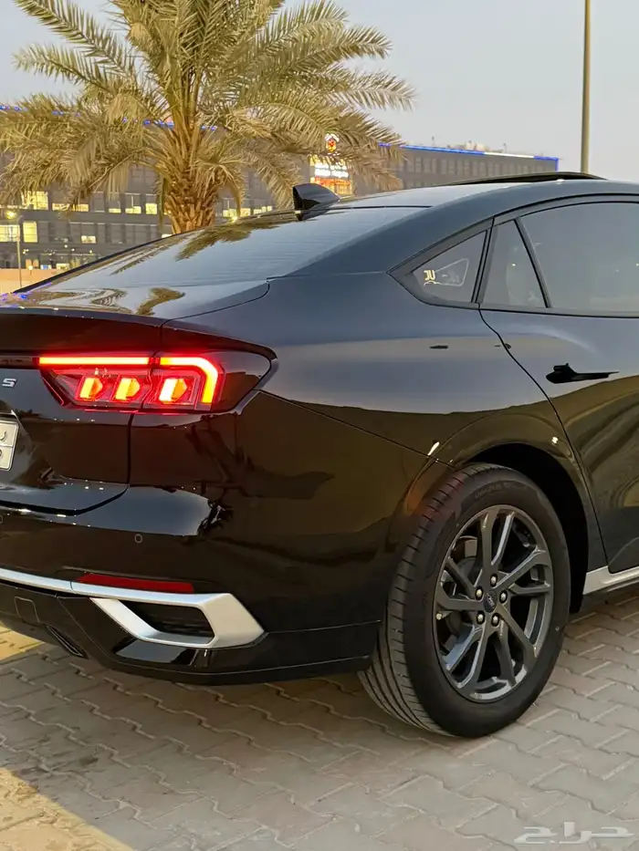 فورد توروس 2025 ترند بلس وكاله 7