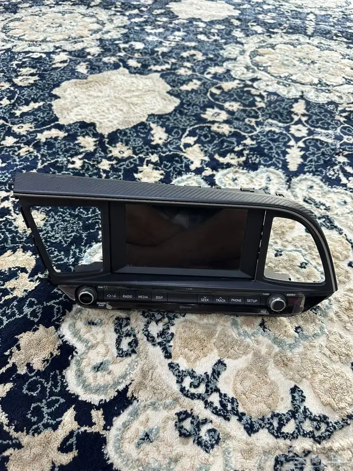 شاشة الانترا 0