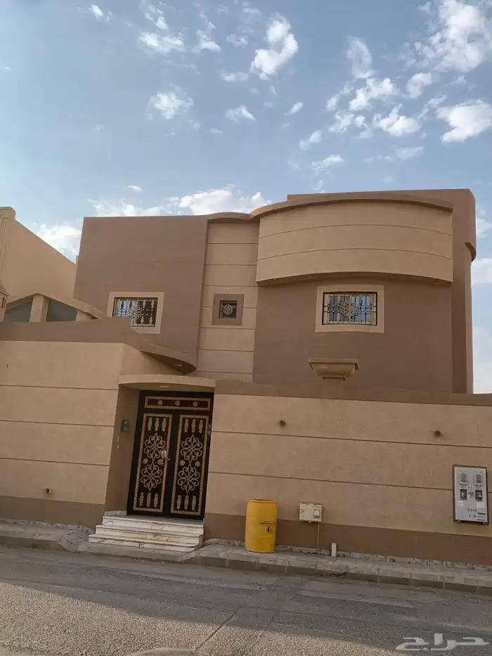 للبيع عمارة دورين وملحق على شارعين 0