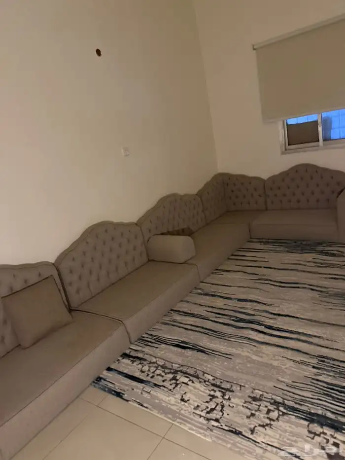 جلسة ارضية 0