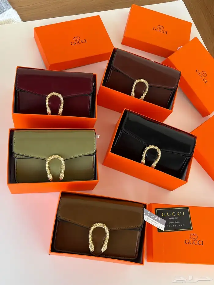 شنط ماركات 76