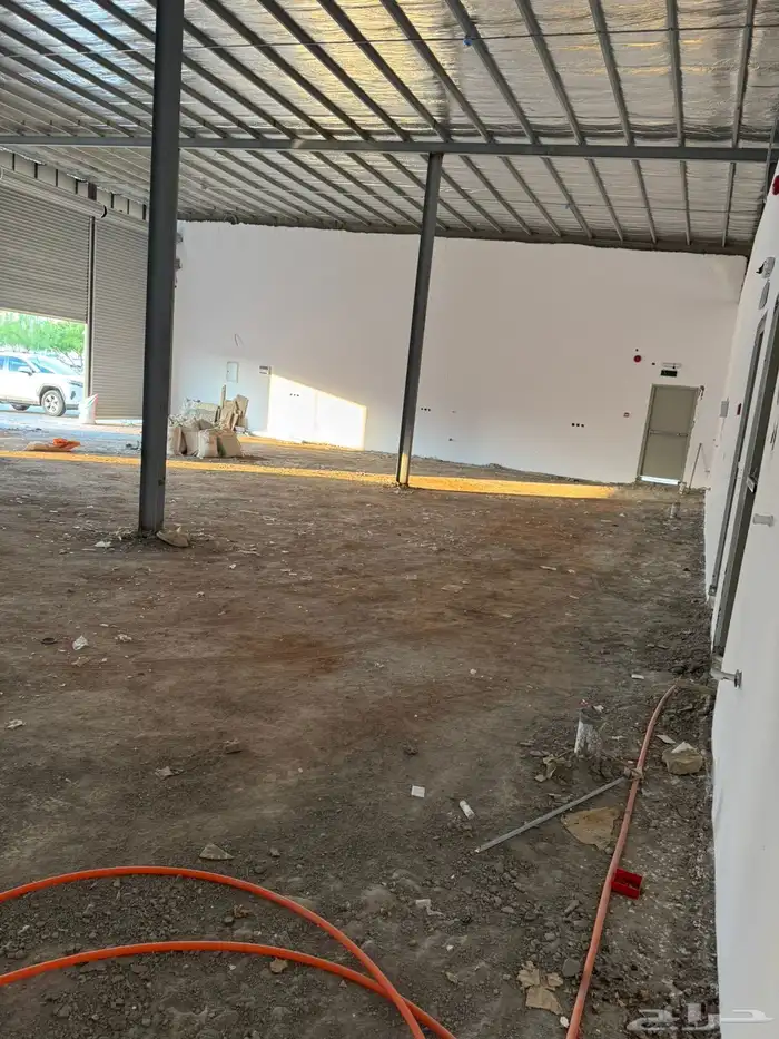 معرض للإيجار 3